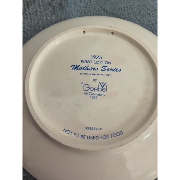 1975 Goebel W. Germany First Ed. Rabbits Signed - Picture 5 of 12